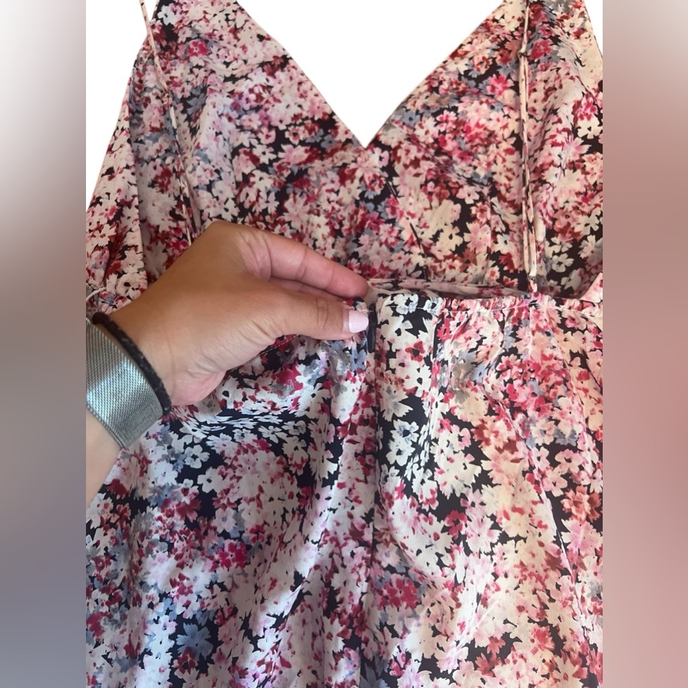 Michael Costello x Revolve Thaia Dress - Picture 9 of 10